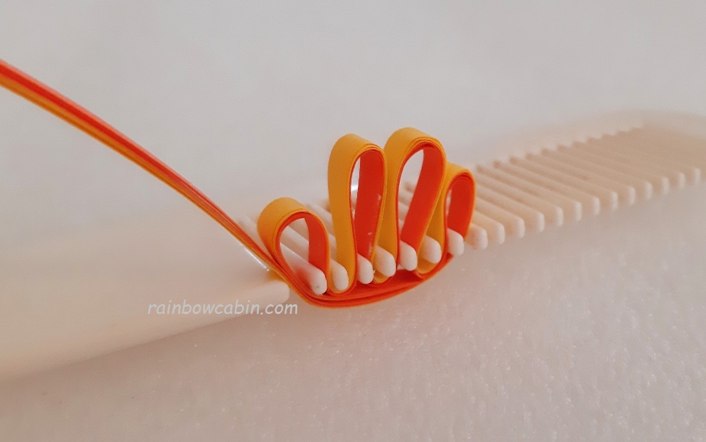 Paper Quilling Comb Techniques