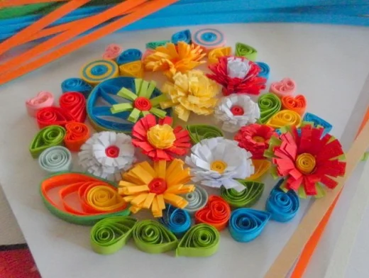 Paper Quilling: How to Make Fringed Flowers for Quilled Designs and Projects